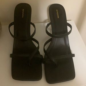 Prettylttlething,black heels